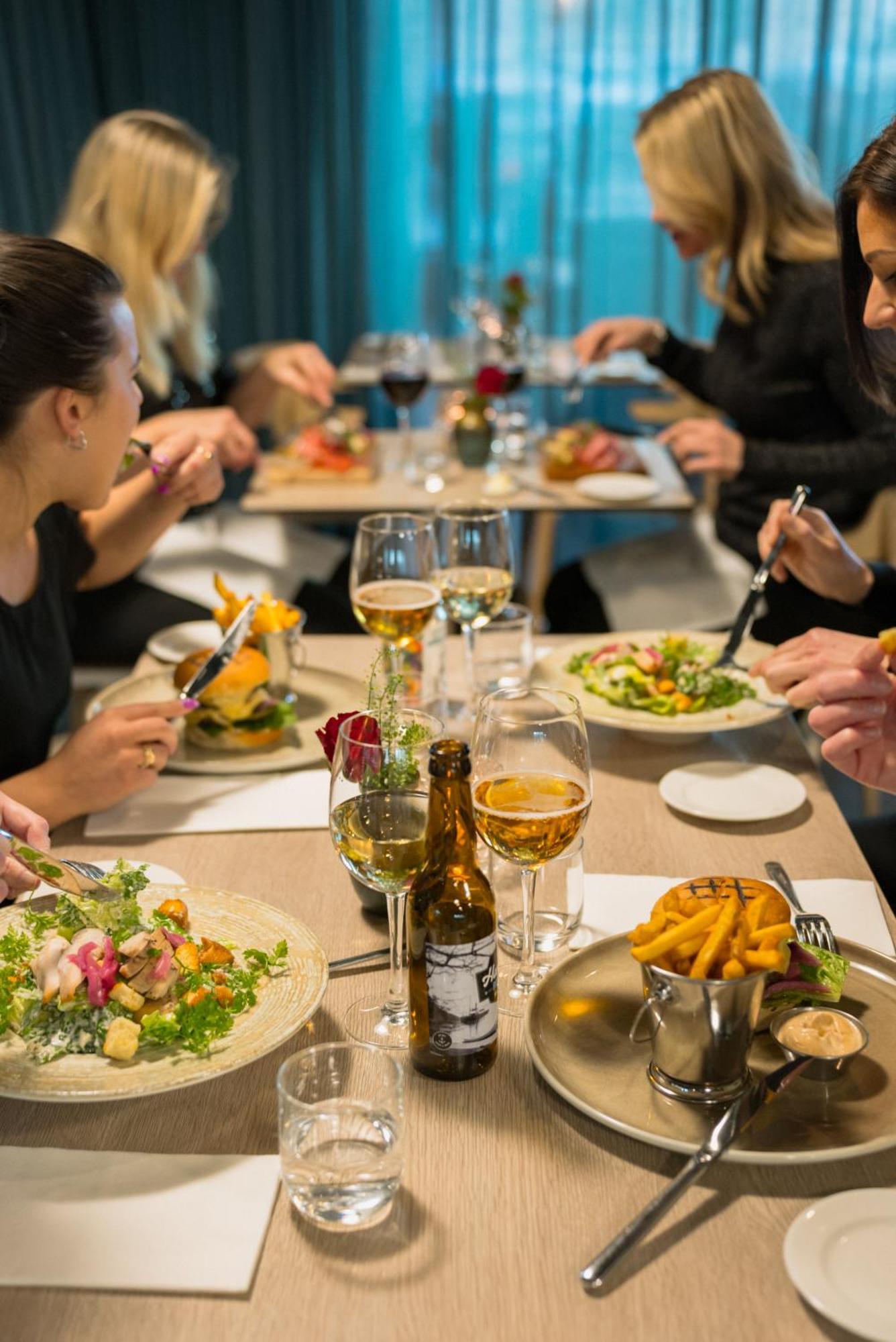 Quality Hotel Winn Haninge Eksteriør bilde