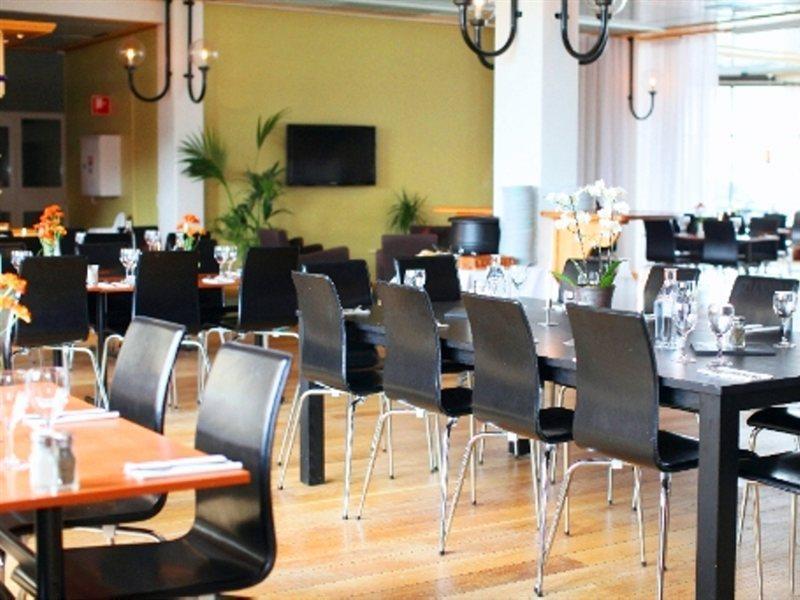 Quality Hotel Winn Haninge Eksteriør bilde